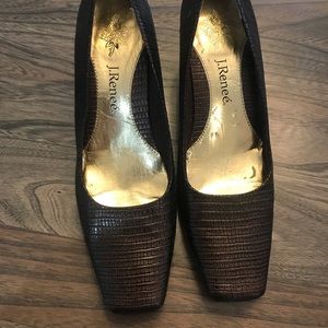 J.Renee Bronze pumps